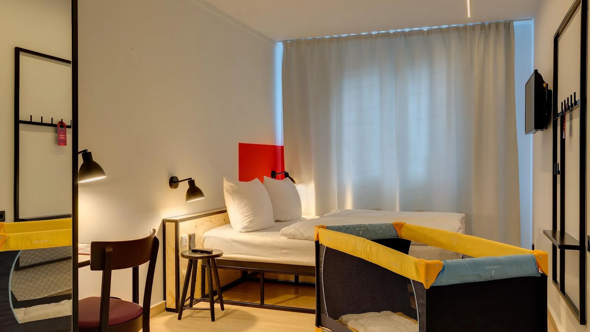 Meininger Hotel Leipzig Hauptbahnhof