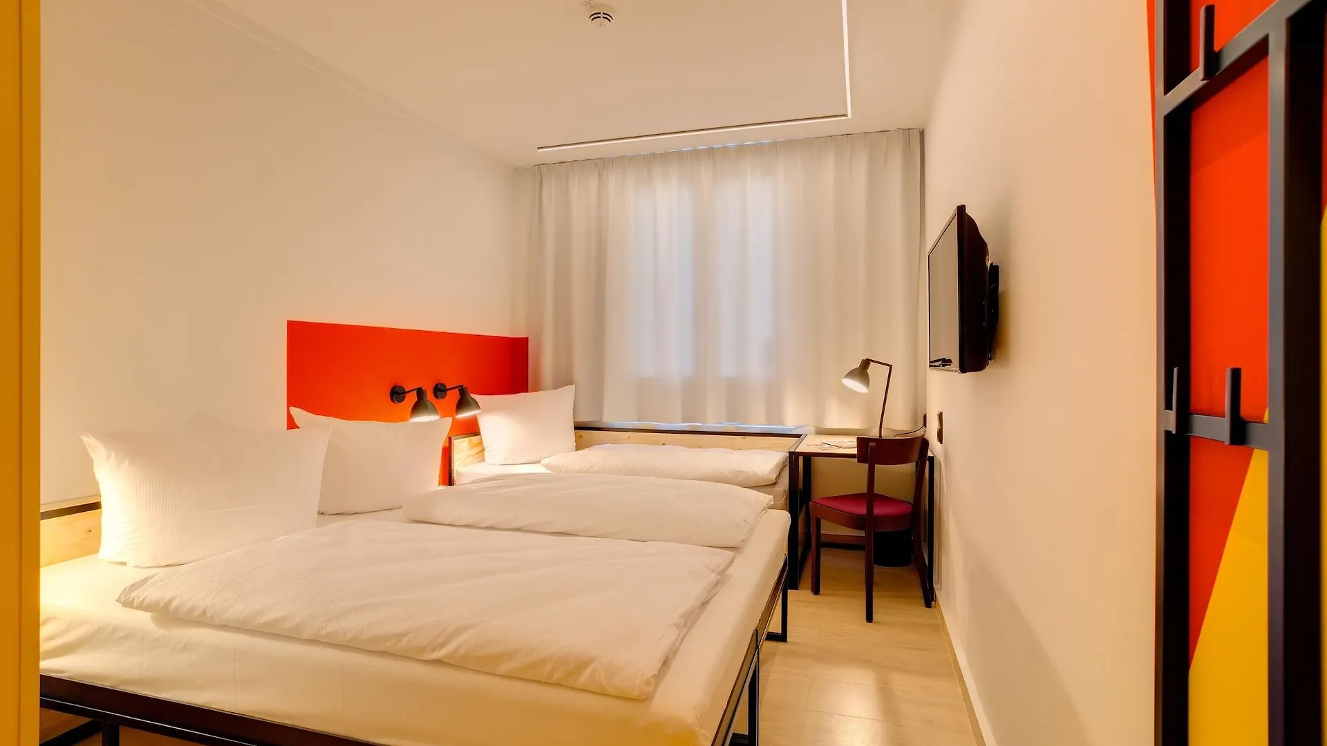 Meininger Hotel Leipzig Hauptbahnhof