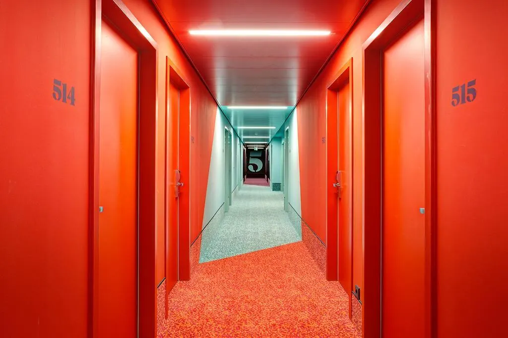Meininger Hotel Leipzig Hauptbahnhof 3*,  Germany