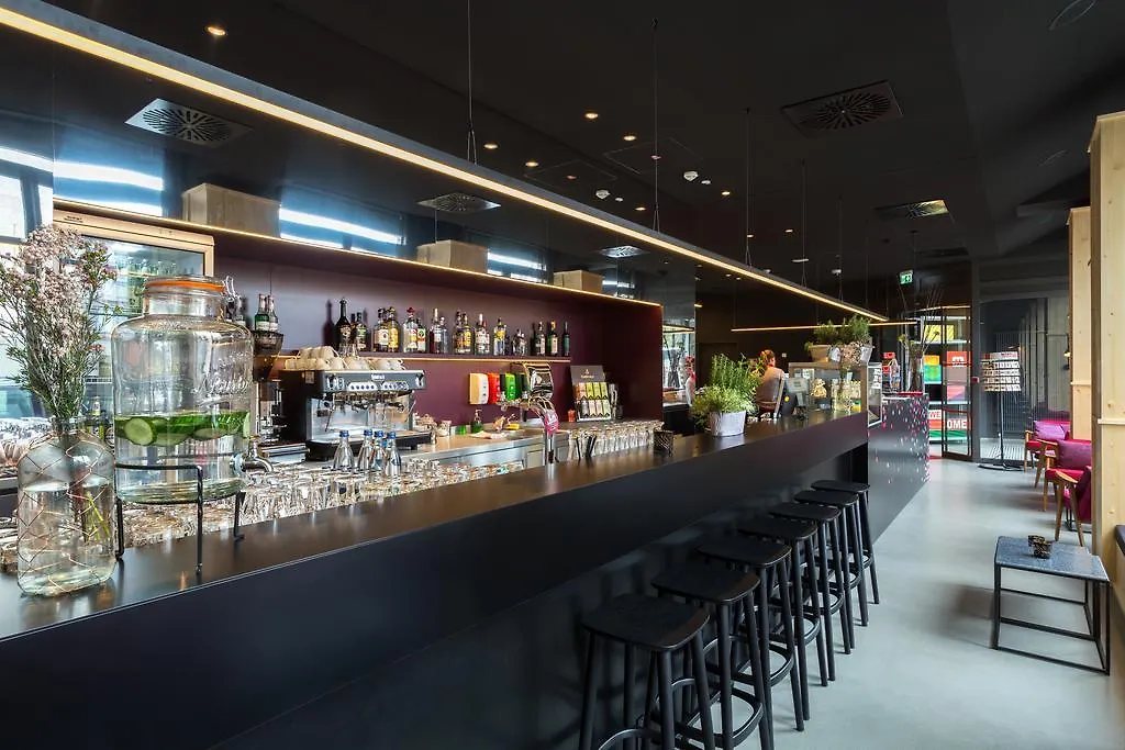 Meininger Hotel Leipzig Hauptbahnhof
