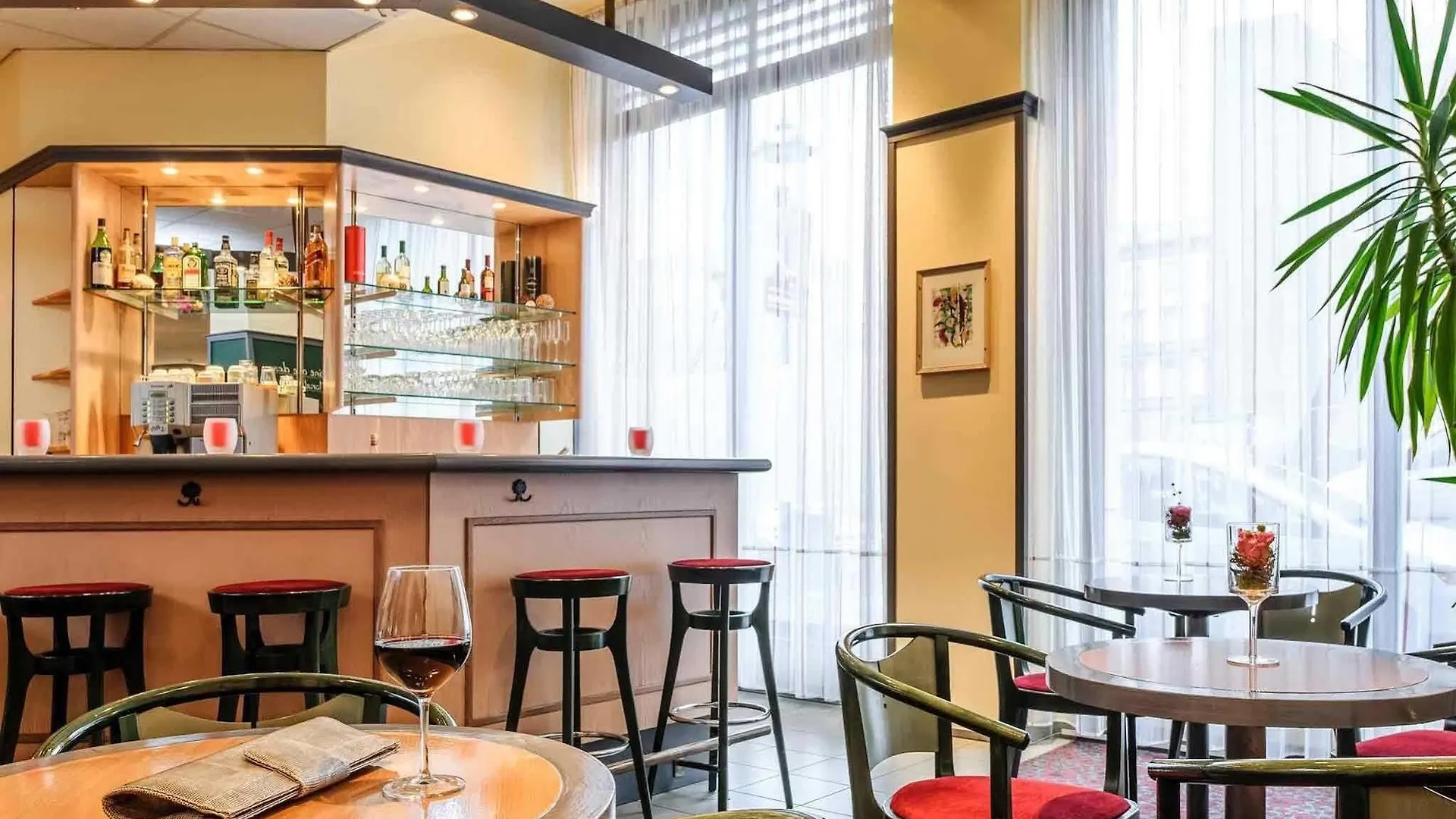 Meininger Hotel Leipzig Hauptbahnhof