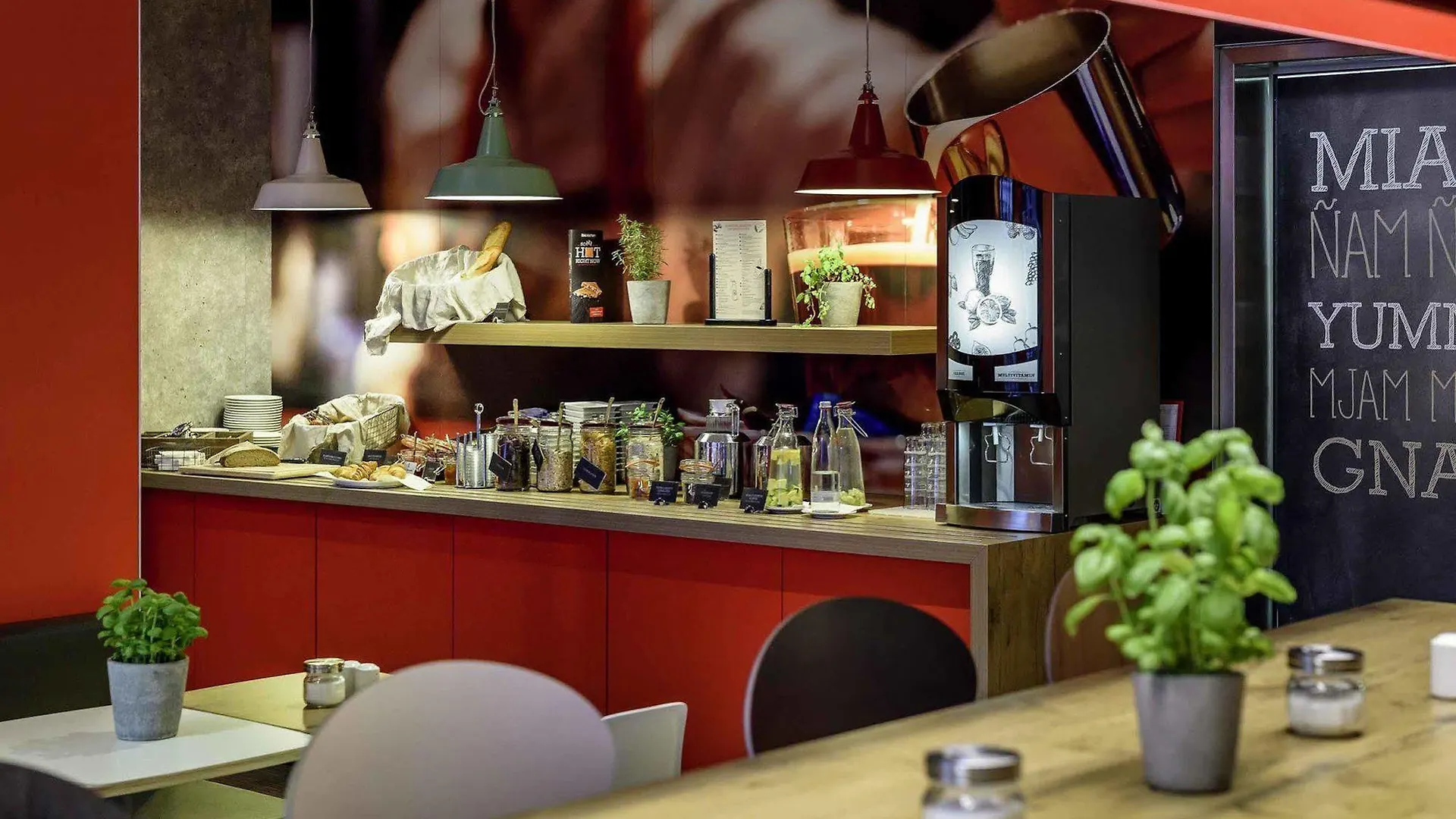 ***  Meininger Hotel Leipzig Hauptbahnhof Germany